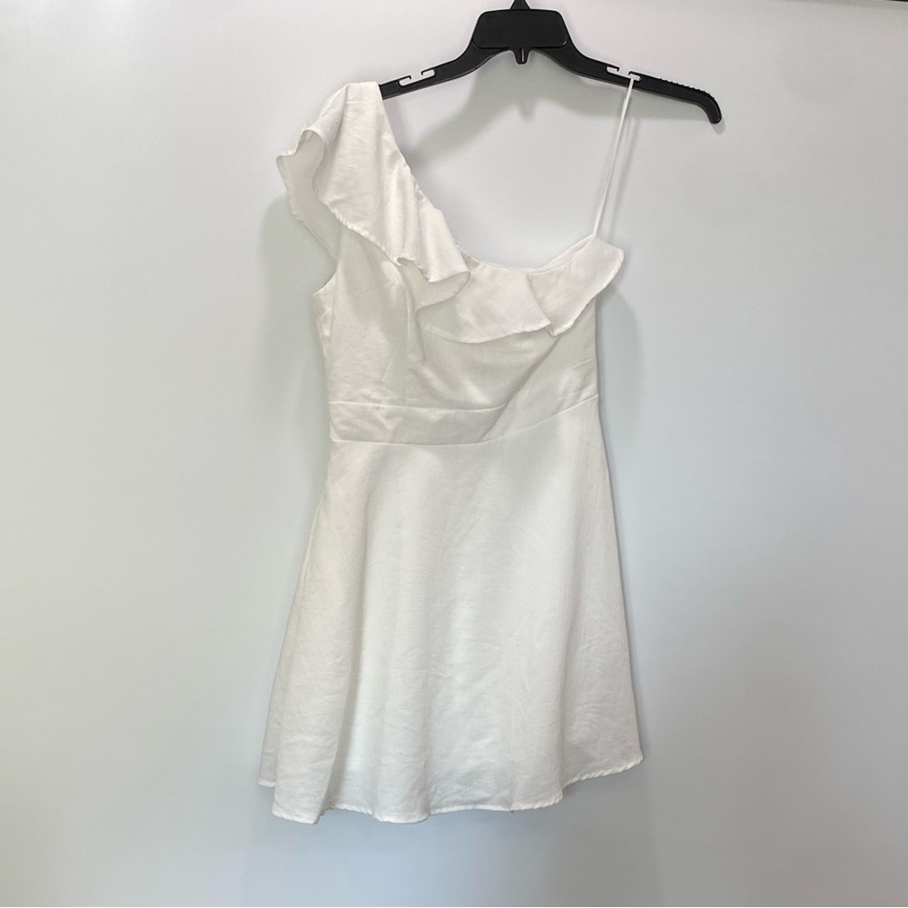 Cute Women’s Summer White Ruffle Dress